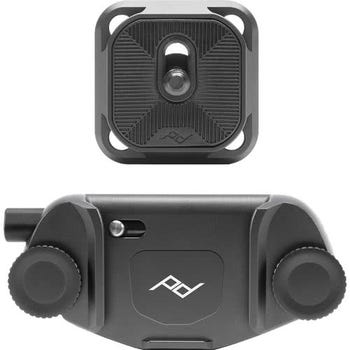 Peak Design Capture Camera Clip V3 with standard plate in black, front view on white background
