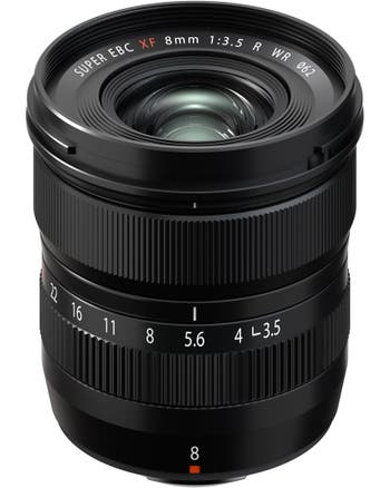 Fujifilm XF 8mm f/3.5 R WR ultra-wide angle lens with aperture ring and 62mm filter thread
