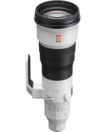 Sony FE 400mm f/2.8 OSS GM super telephoto lens standing upright with tripod collar