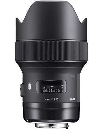 Front view of Sigma 14mm f/1.8 DG HSM Art wide-angle lens for L-Mount with built-in hood
