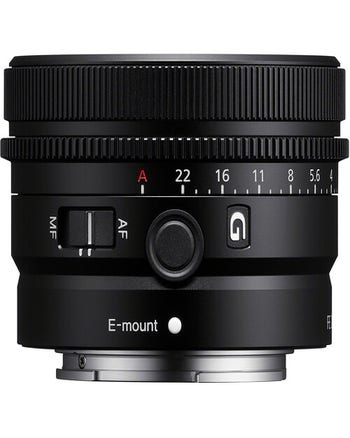 Sony FE 40mm f/2.5 G compact E-mount lens with aperture ring and $100 cashback badge