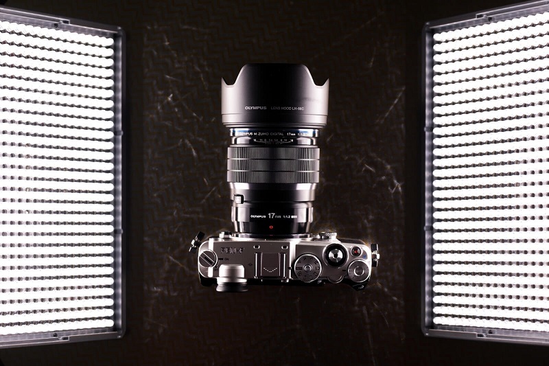 mirrorless camera